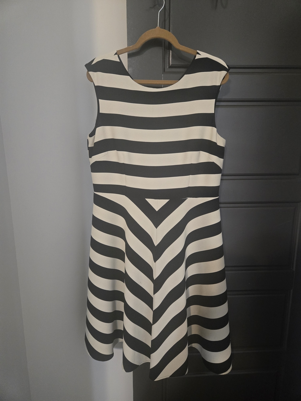 Sleeveless Black and Cream Striped Midi Dress